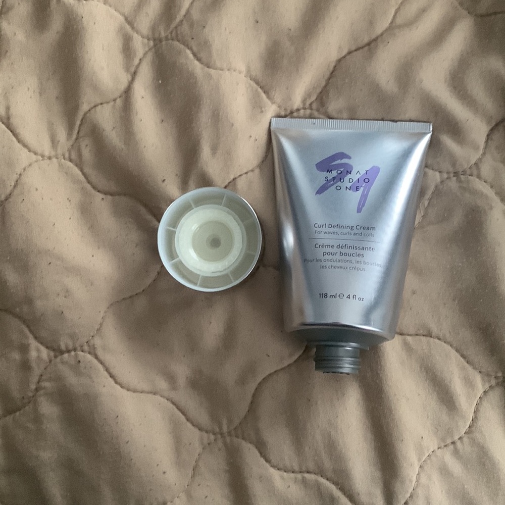 Curl defining cream new never used